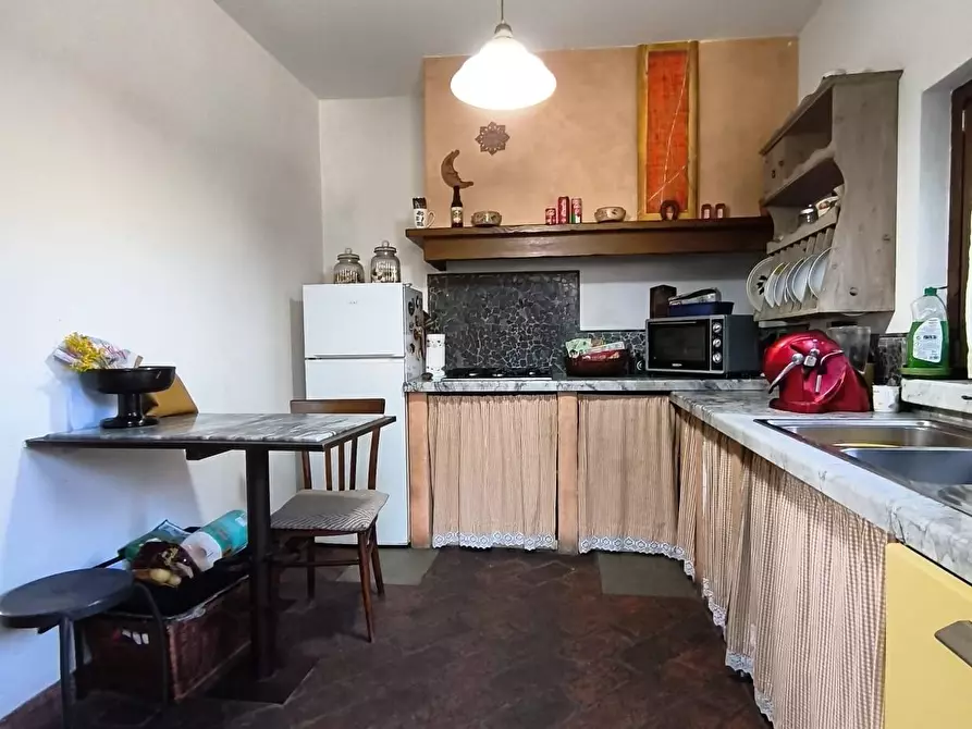 Immagine 6 di Casa indipendente in vendita  a Carrara