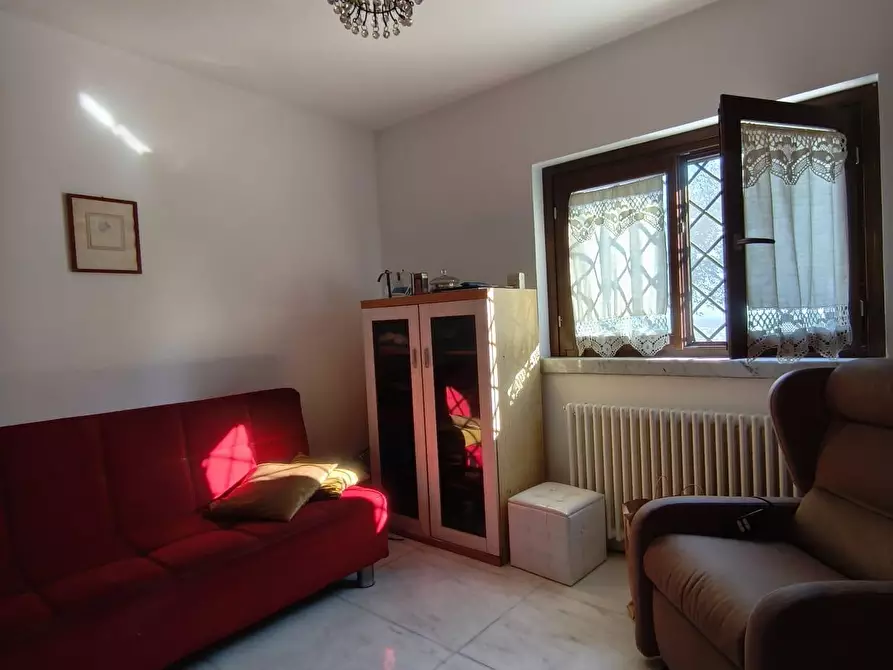 Immagine 8 di Casa indipendente in vendita  a Carrara