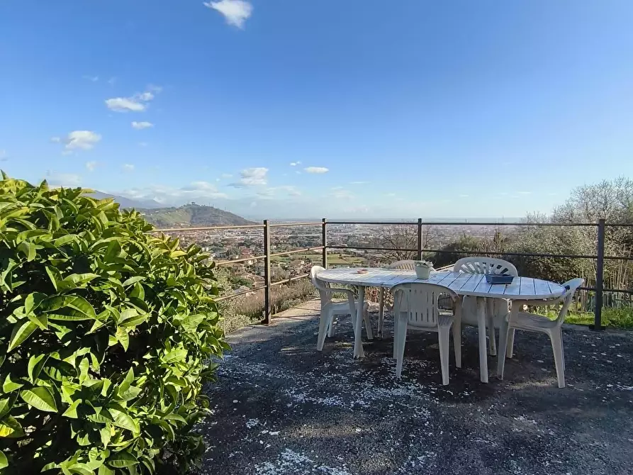 Immagine 3 di Casa indipendente in vendita  a Carrara