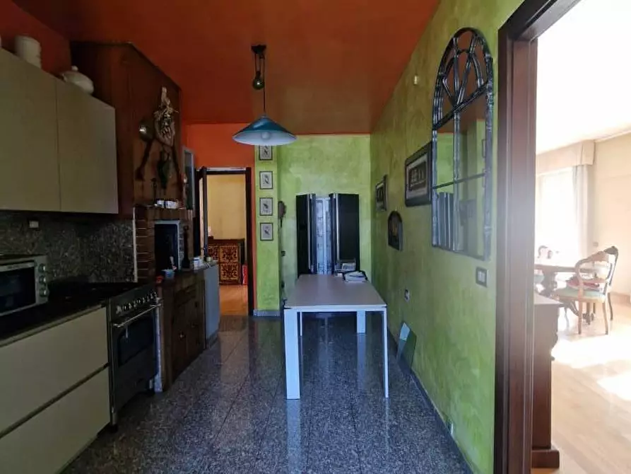 Immagine 6 di Mansarda in vendita  a Carrara