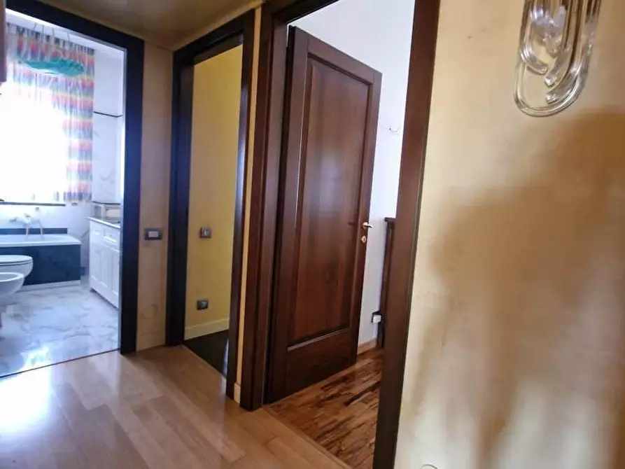 Immagine 23 di Mansarda in vendita  a Carrara