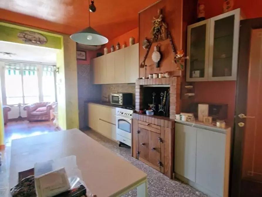 Immagine 17 di Mansarda in vendita  a Carrara