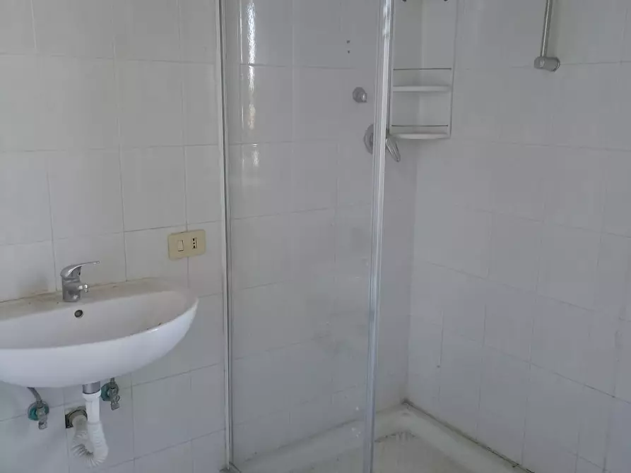 Immagine 13 di Appartamento in vendita  a Piombino