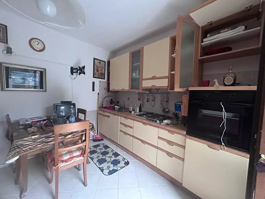 Immagine 2 di Casa semindipendente in vendita  a Podenzana