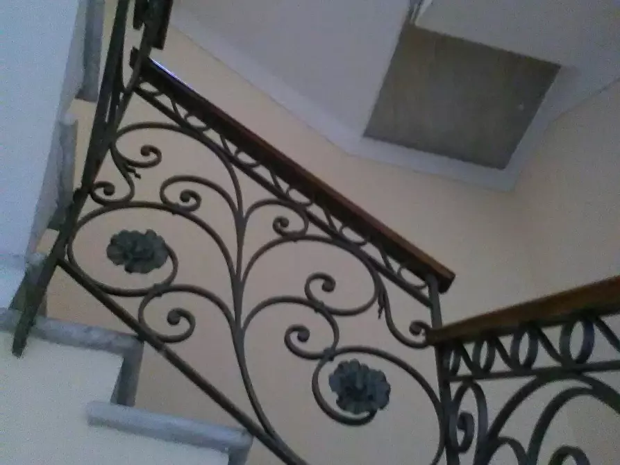 Immagine 18 di Ufficio in affitto  a Viareggio