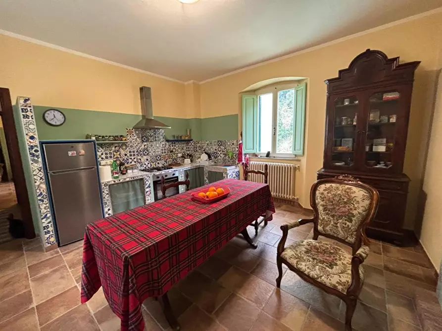 Immagine 19 di Casa semindipendente in vendita  a Massa