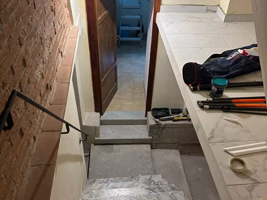 Immagine 6 di Casa semindipendente in vendita  a Massa