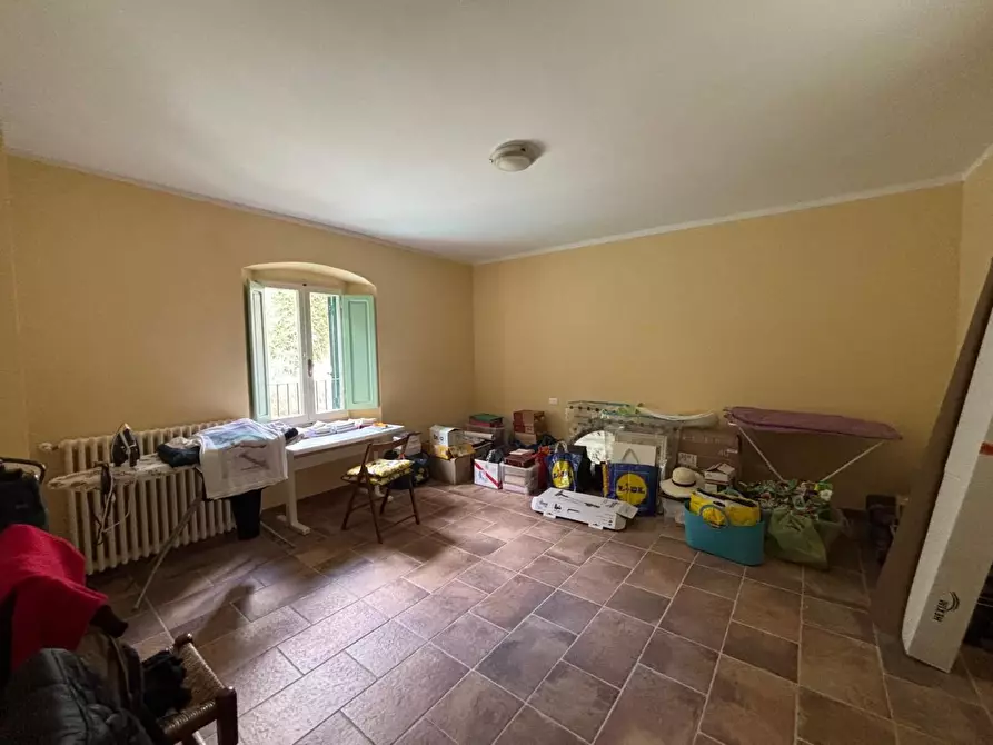 Immagine 12 di Casa semindipendente in vendita  a Massa