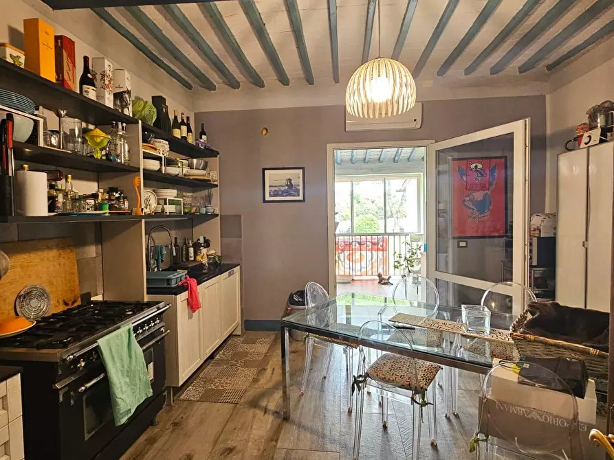 Immagine 13 di Appartamento in vendita  a Pisa