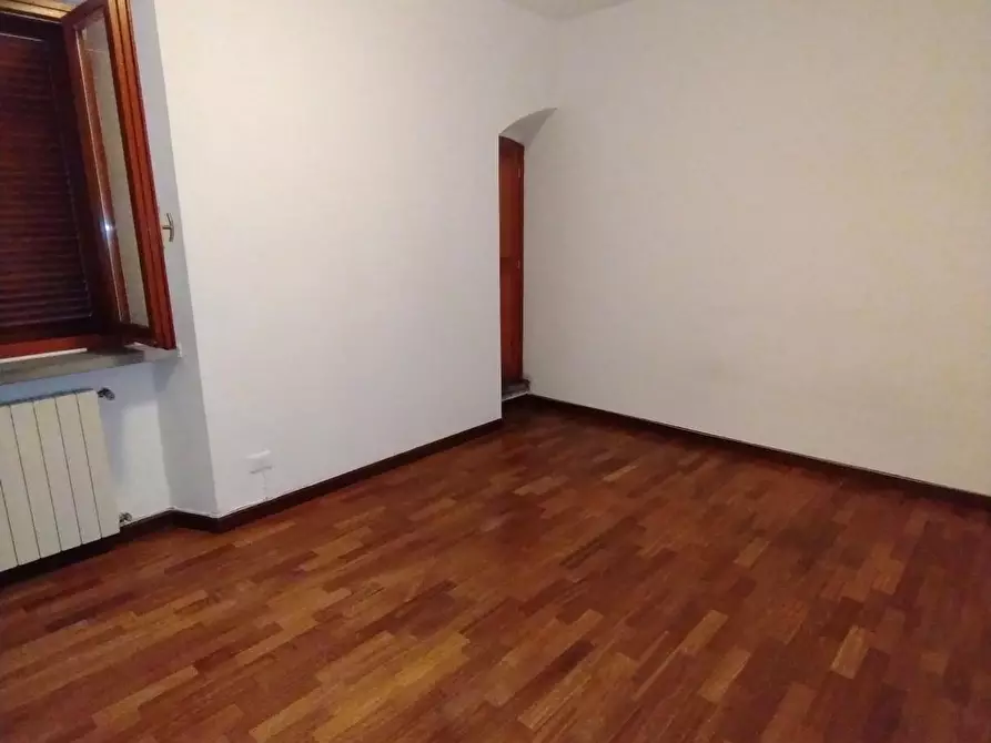 Immagine 40 di Appartamento in vendita  a Massa