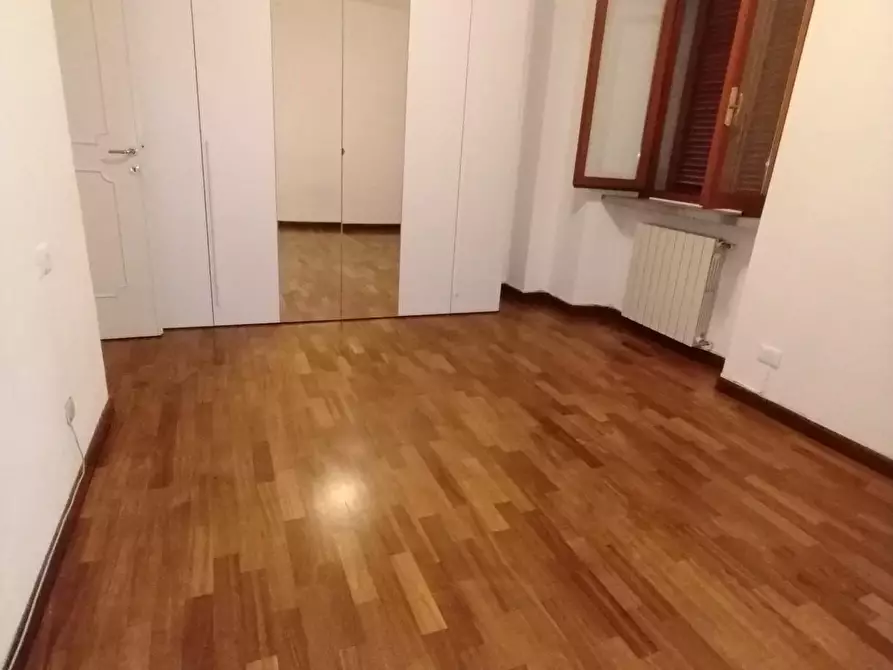 Immagine 41 di Appartamento in vendita  a Massa