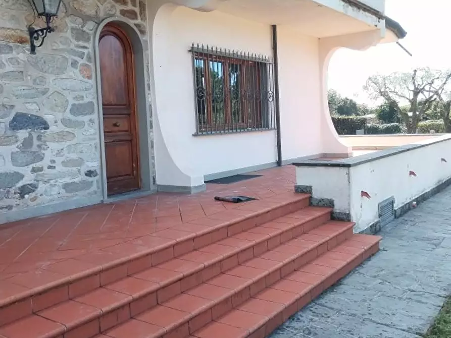 Immagine 7 di Appartamento in vendita  a Massa