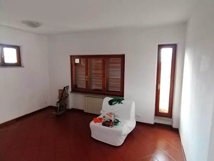 Immagine 17 di Appartamento in vendita  a Massa