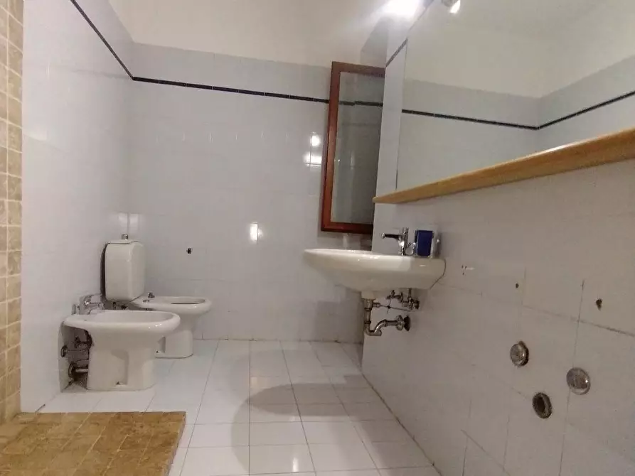 Immagine 45 di Appartamento in vendita  a Massa