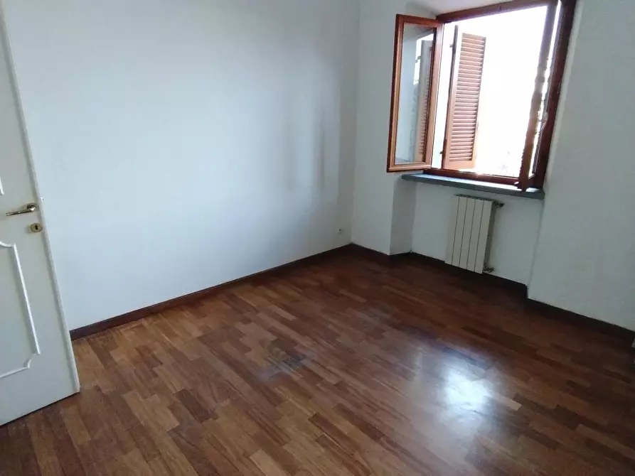 Immagine 25 di Appartamento in vendita  a Massa