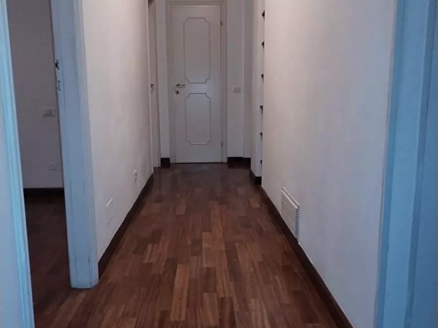 Immagine 35 di Appartamento in vendita  a Massa