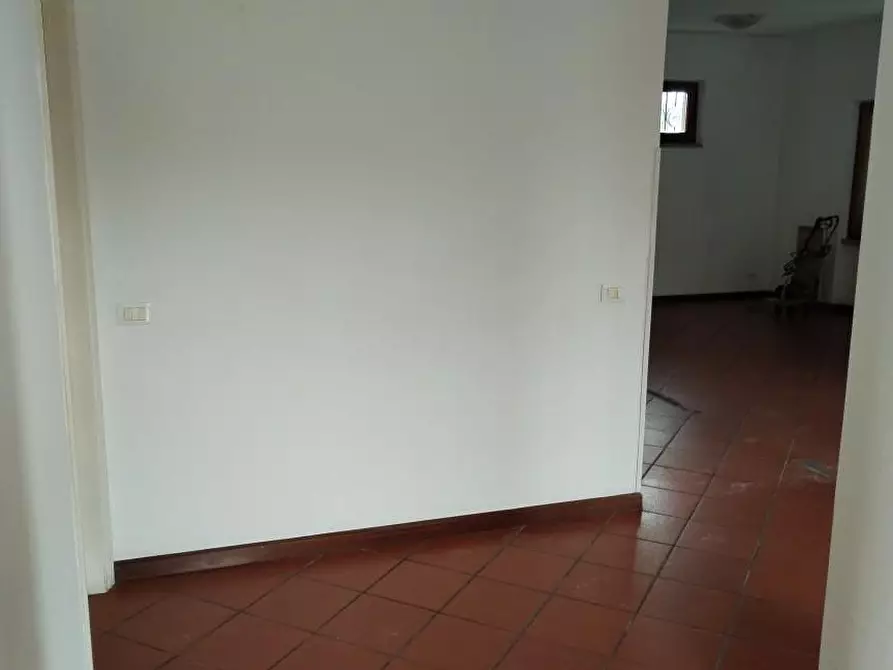 Immagine 47 di Appartamento in vendita  a Massa