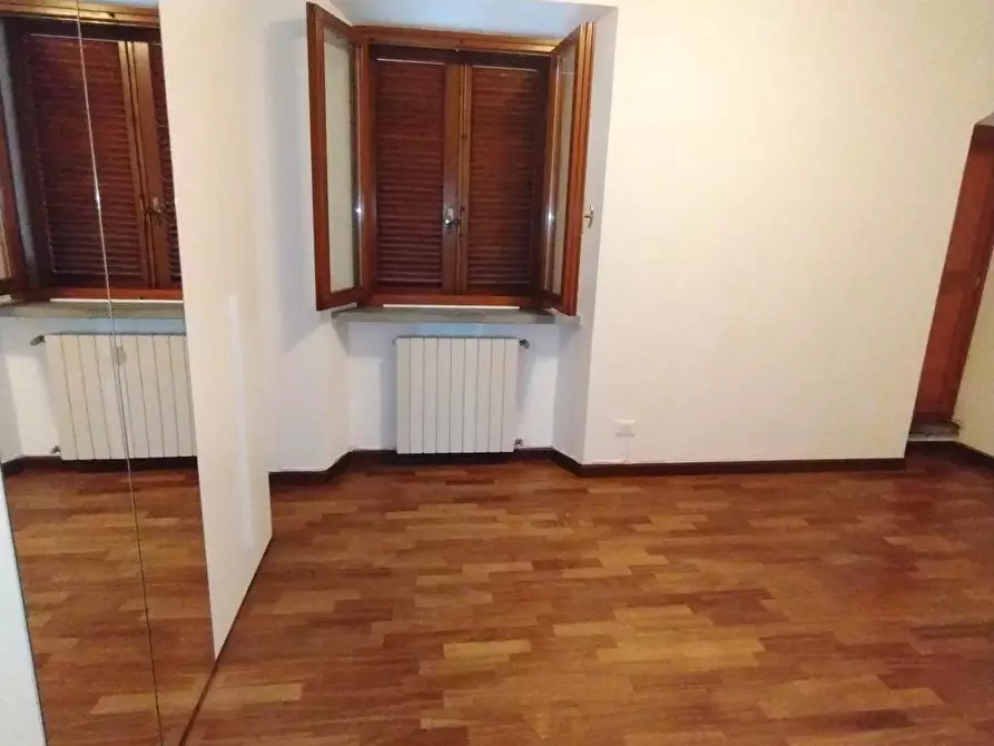 Immagine 46 di Appartamento in vendita  a Massa