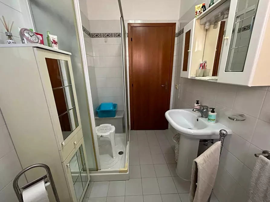 Immagine 19 di Appartamento in vendita  a Cascina