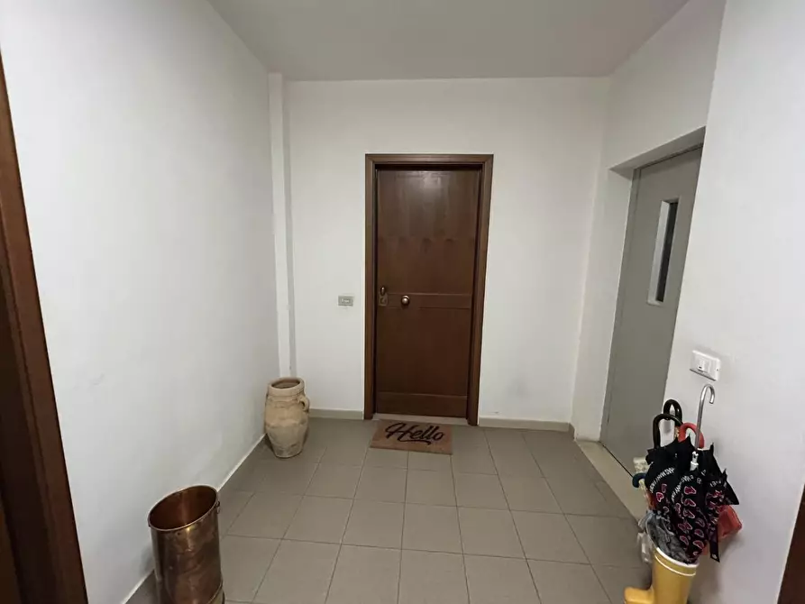 Immagine 21 di Appartamento in vendita  a Cascina