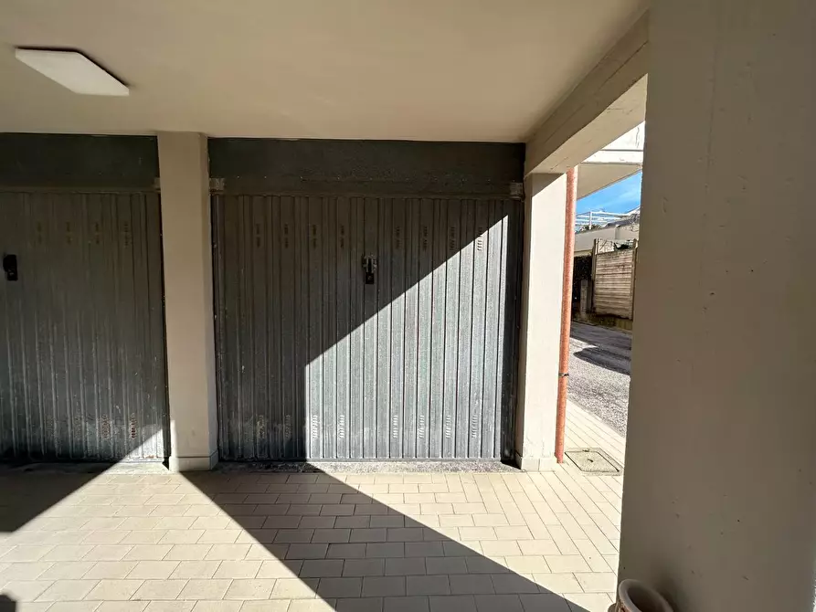 Immagine 25 di Appartamento in vendita  a Cascina