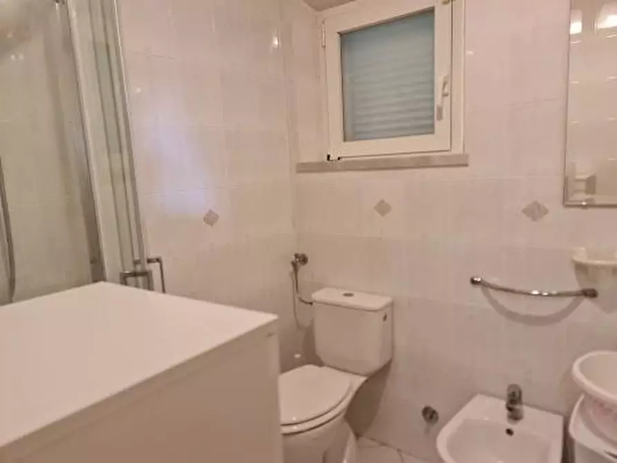 Immagine 19 di Casa semindipendente in vendita  a Carrara