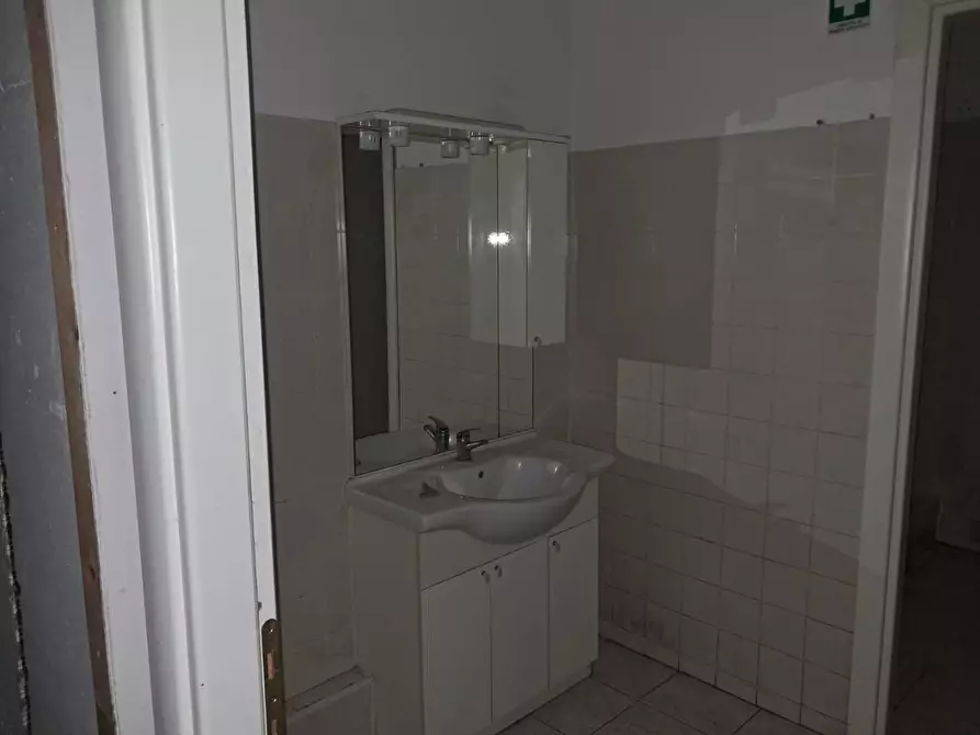 Immagine 10 di Appartamento in vendita  a Vicopisano