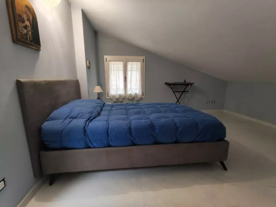 Immagine 46 di Villa in vendita  a Lucca