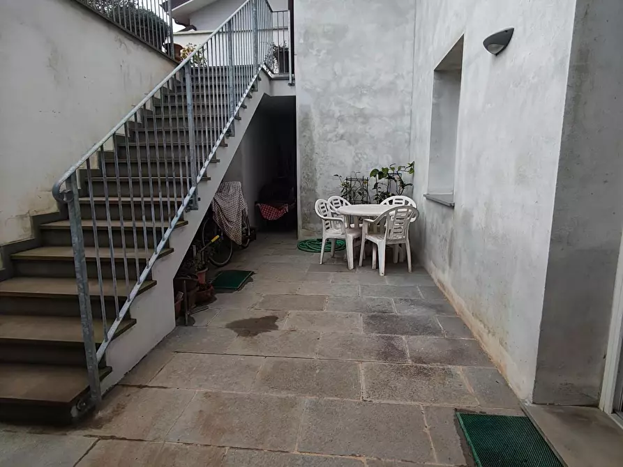 Immagine 8 di Villa in vendita  a Lucca