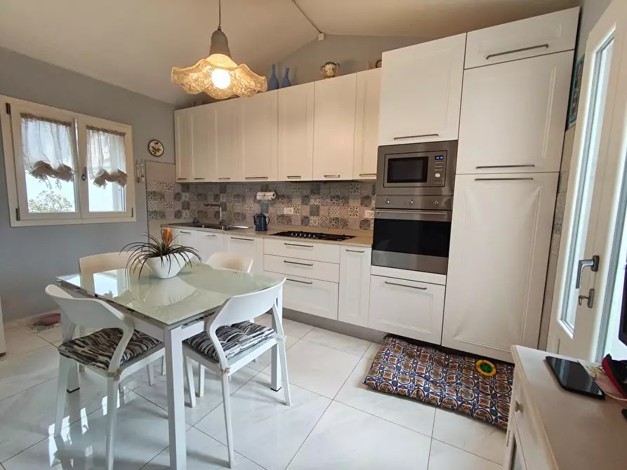 Immagine 36 di Villa in vendita  a Lucca