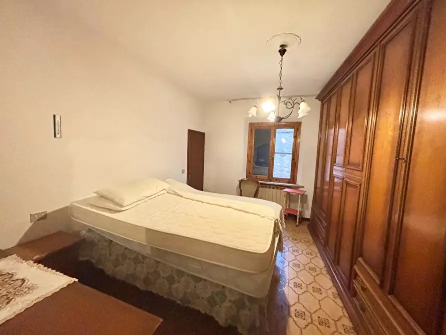 Immagine 10 di Porzione di casa in vendita  a Montaione