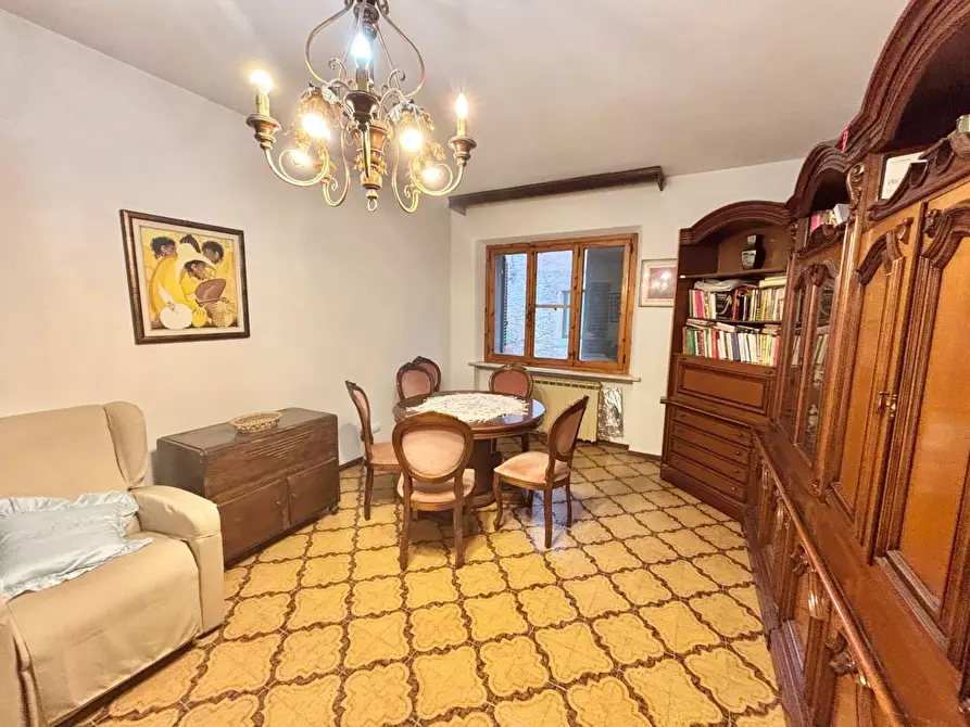 Immagine 2 di Porzione di casa in vendita  a Montaione