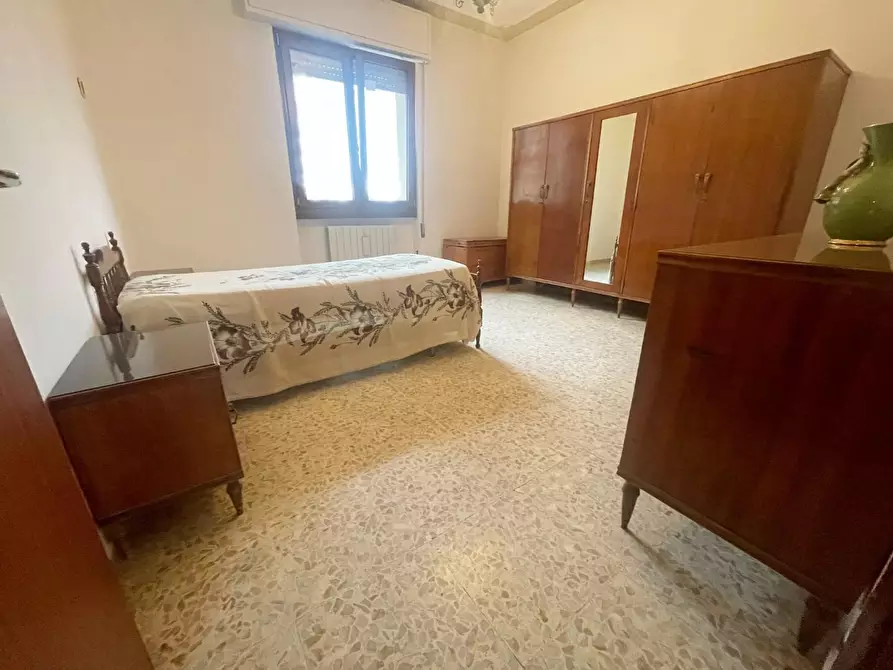 Immagine 10 di Appartamento in vendita  a Poggibonsi