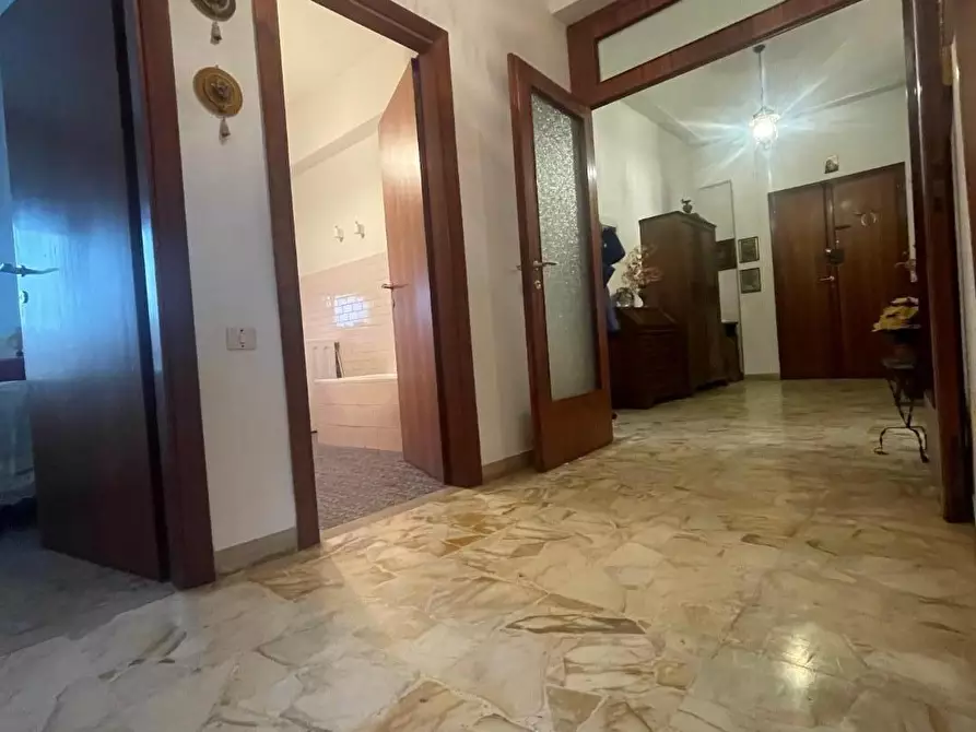 Immagine 6 di Appartamento in vendita  a Poggibonsi