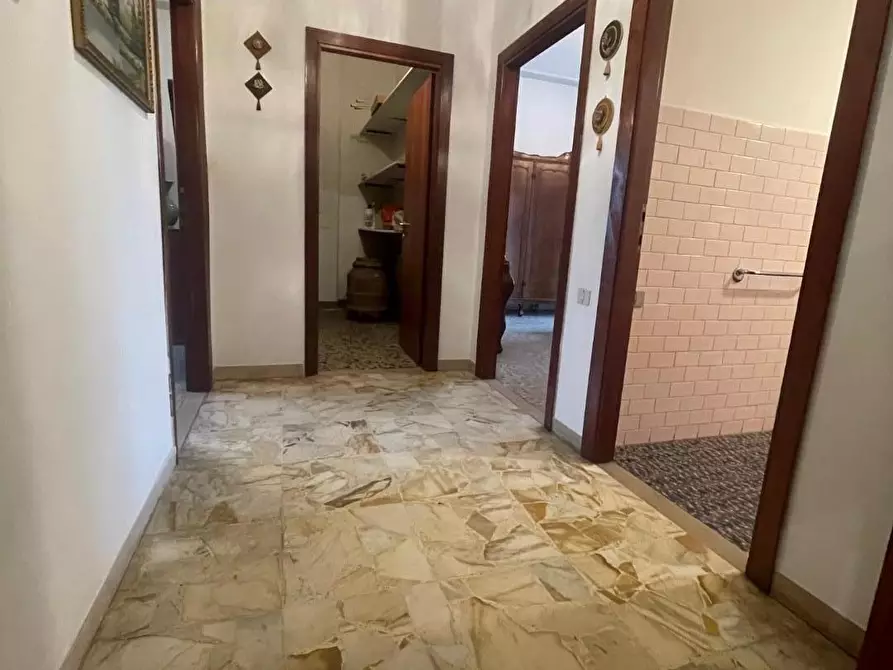 Immagine 7 di Appartamento in vendita  a Poggibonsi