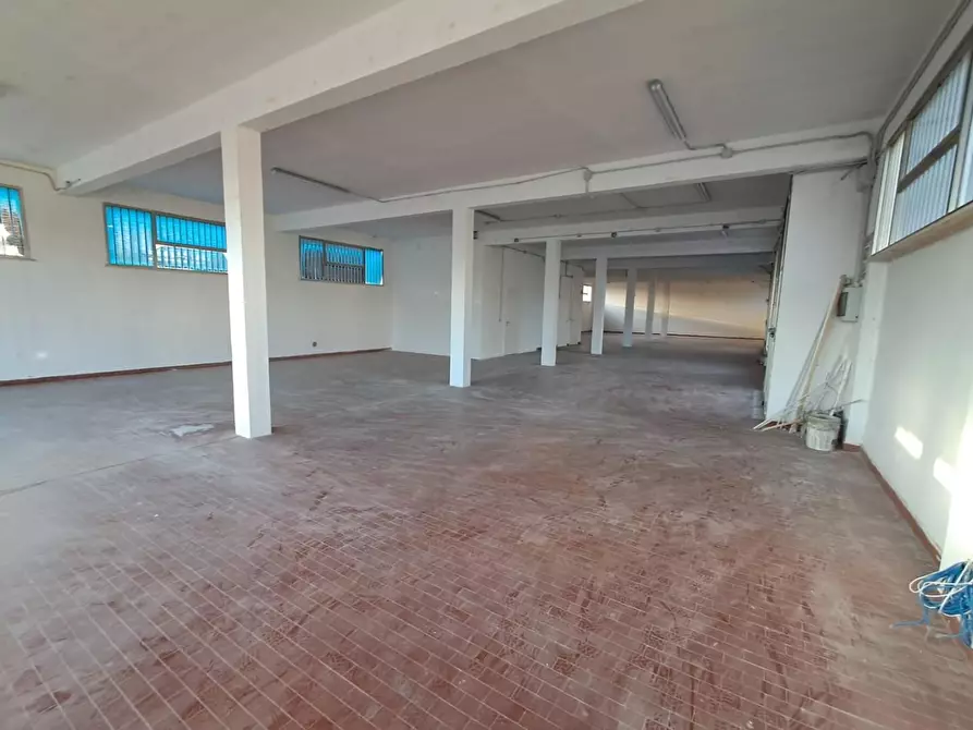Immagine 3 di Capannone industriale in affitto  a Vicopisano
