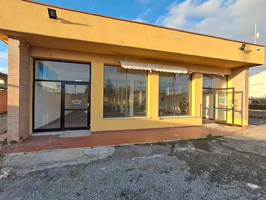 Immagine 5 di Capannone industriale in affitto  a Vicopisano