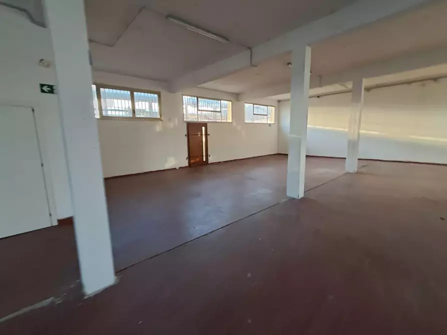 Immagine 2 di Capannone industriale in affitto  a Vicopisano