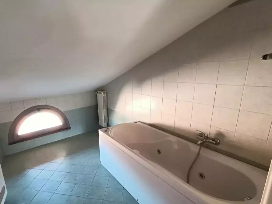 Immagine 13 di Appartamento in vendita  a Cascina