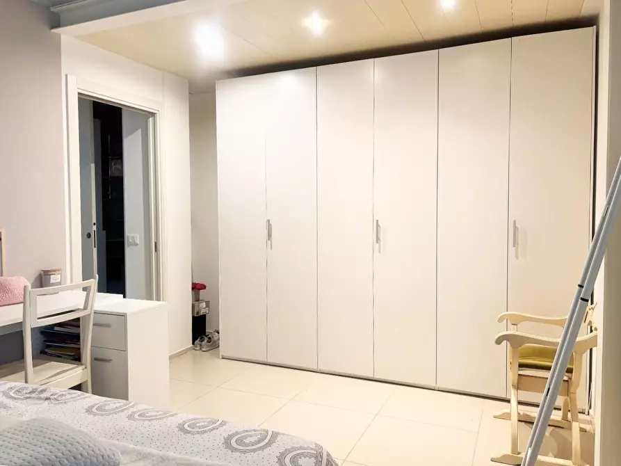 Immagine 11 di Villa in vendita  a San Miniato