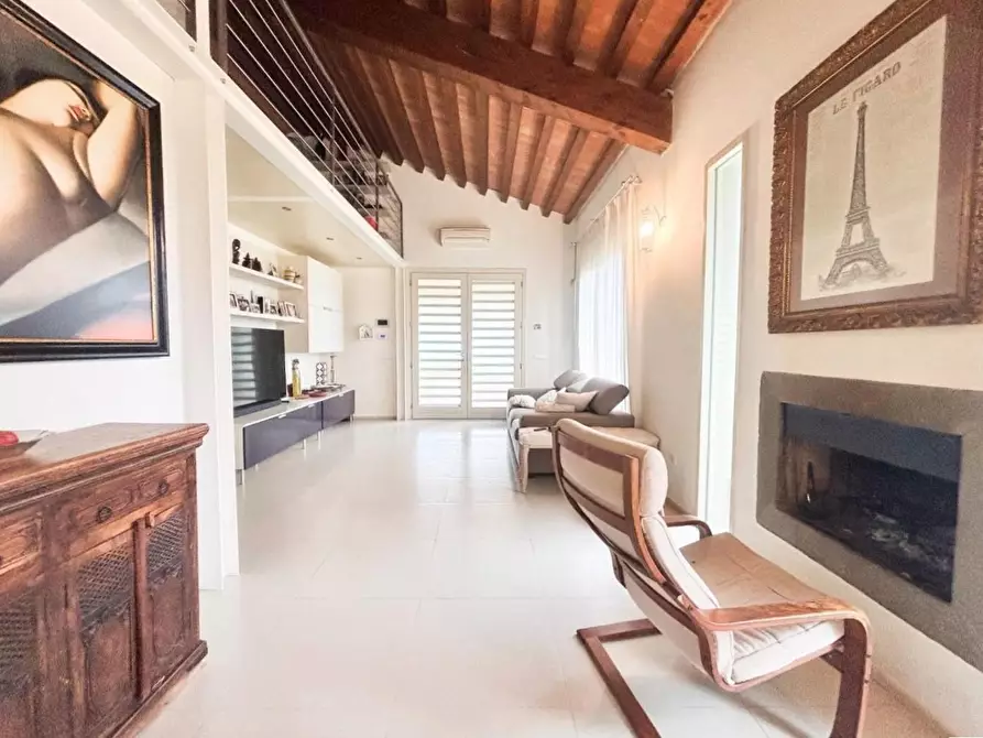 Immagine 17 di Villa in vendita  a San Miniato