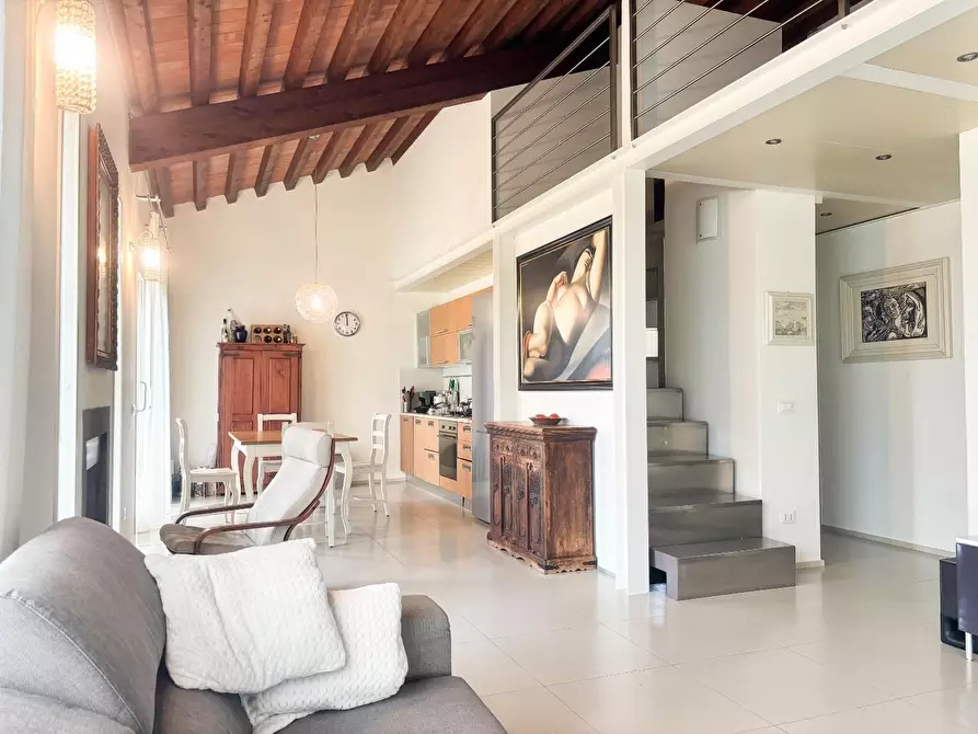 Immagine 7 di Villa in vendita  a San Miniato