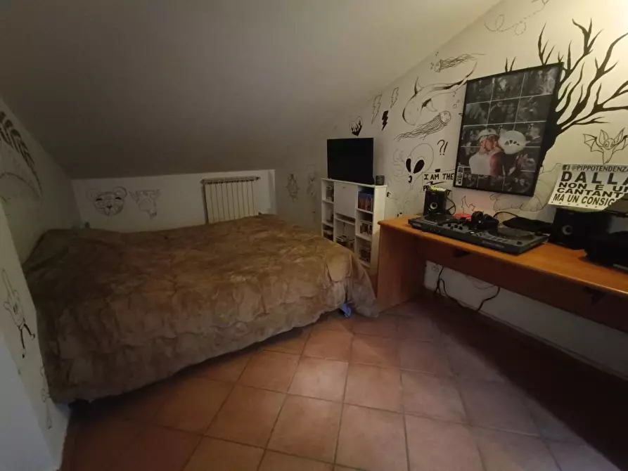 Immagine 27 di Appartamento in vendita  a Massa