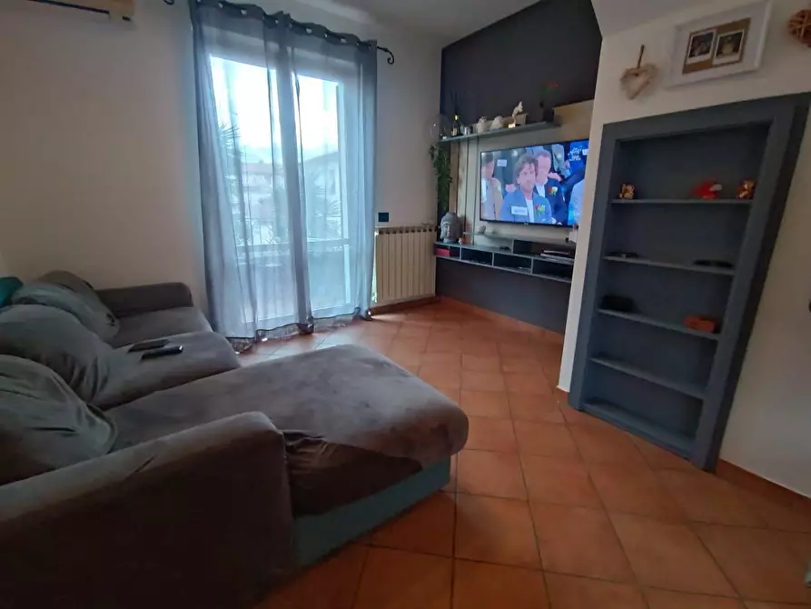 Immagine 6 di Appartamento in vendita  a Massa