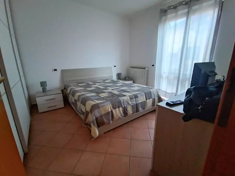 Immagine 13 di Appartamento in vendita  a Massa