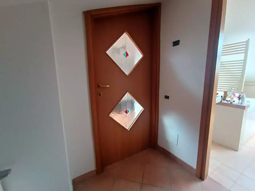 Immagine 31 di Appartamento in vendita  a Massa