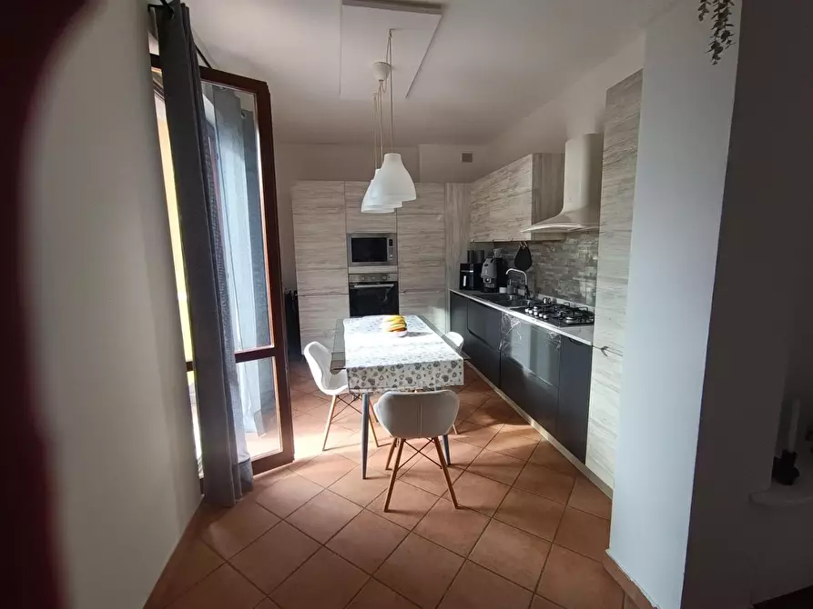 Immagine 10 di Appartamento in vendita  a Massa