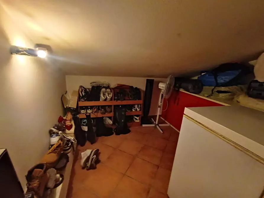 Immagine 39 di Appartamento in vendita  a Massa