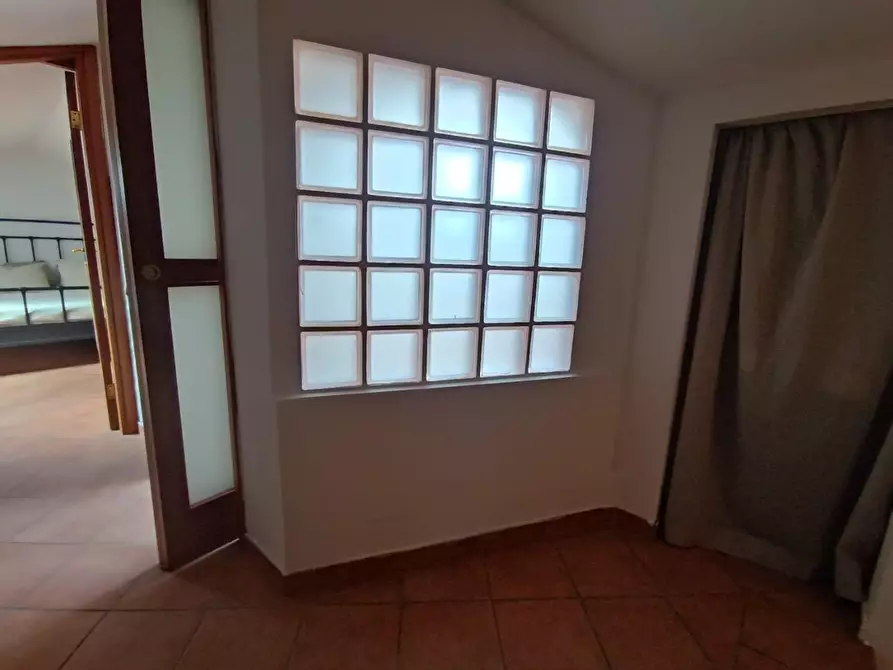 Immagine 30 di Appartamento in vendita  a Massa