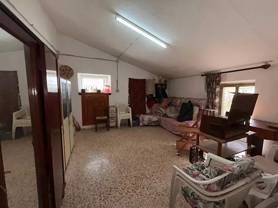 Immagine 5 di Casa colonica in vendita  a Aglientu